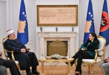 Myftiu Tërnava u prit në takim nga Presidentja e Republikës së Kosovës, znj. Vjosa Osmani