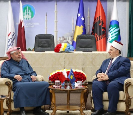 Myftiu Tërnava priti në takim drejtorin ekzekutiv të organizatës “Qatar Charity”, Yousuf al Kuwari