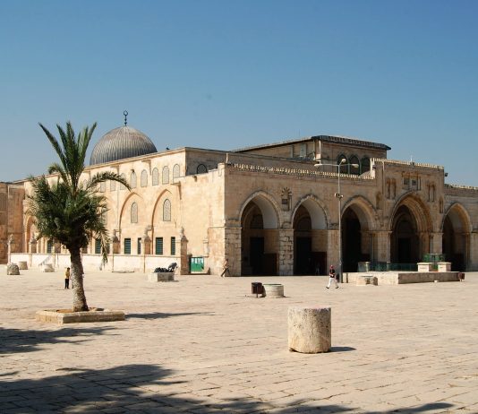 Dashuria për xhaminë Aksa