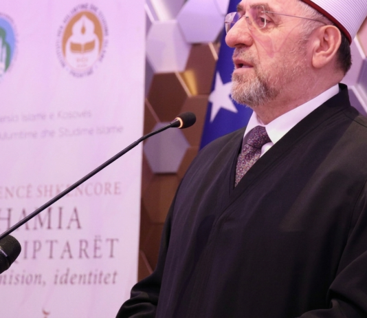 XHAMIA TE NE – HISTORI, MISION E IDENTITET